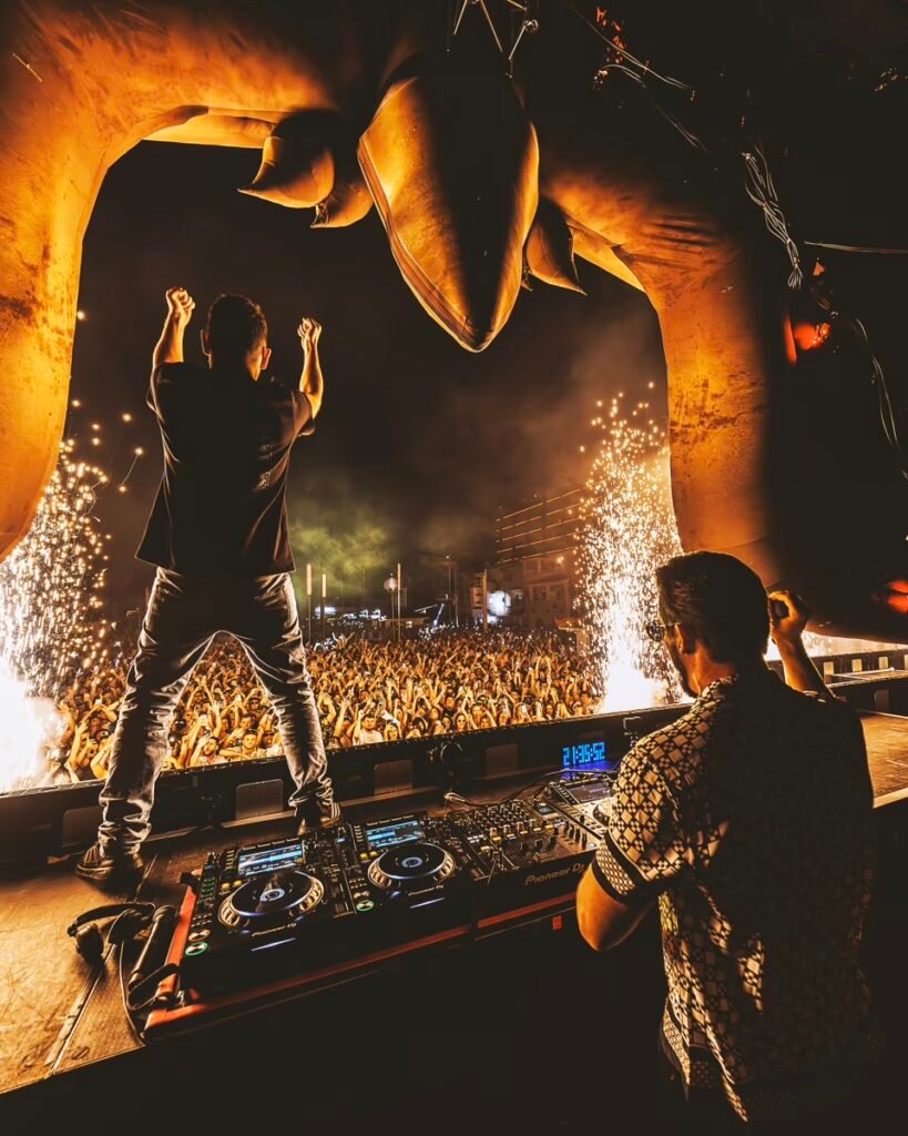 Dimitri Vegas & Like MIke