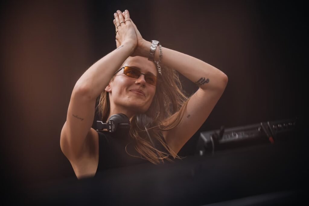 Tomorrowland W1