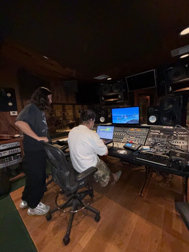DVBBS
