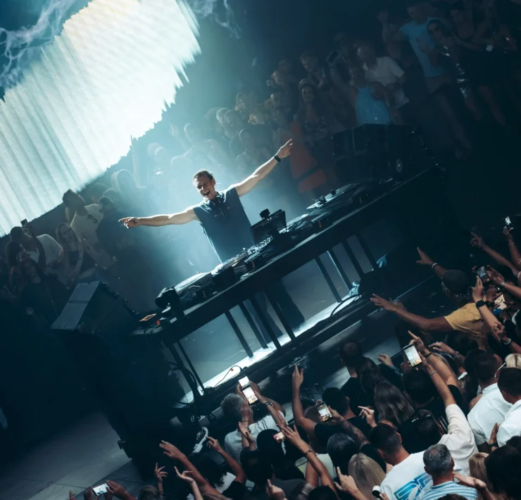Armin van Buuren [UNVRS] Ibiza, residencia 2026
